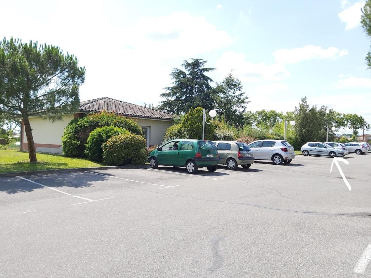 Le Sporting Land - Avec Entree Autonome, Parking Prive & Sa Piscine ! - Leilighet Gaillac Eksteriør bilde