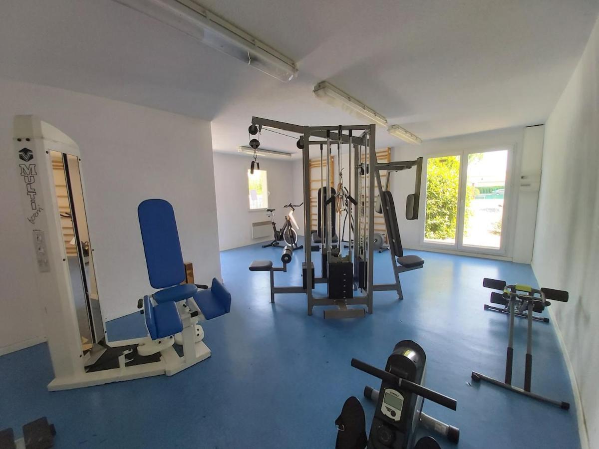 Le Sporting Land - Avec Entree Autonome, Parking Prive & Sa Piscine ! - Leilighet Gaillac Eksteriør bilde